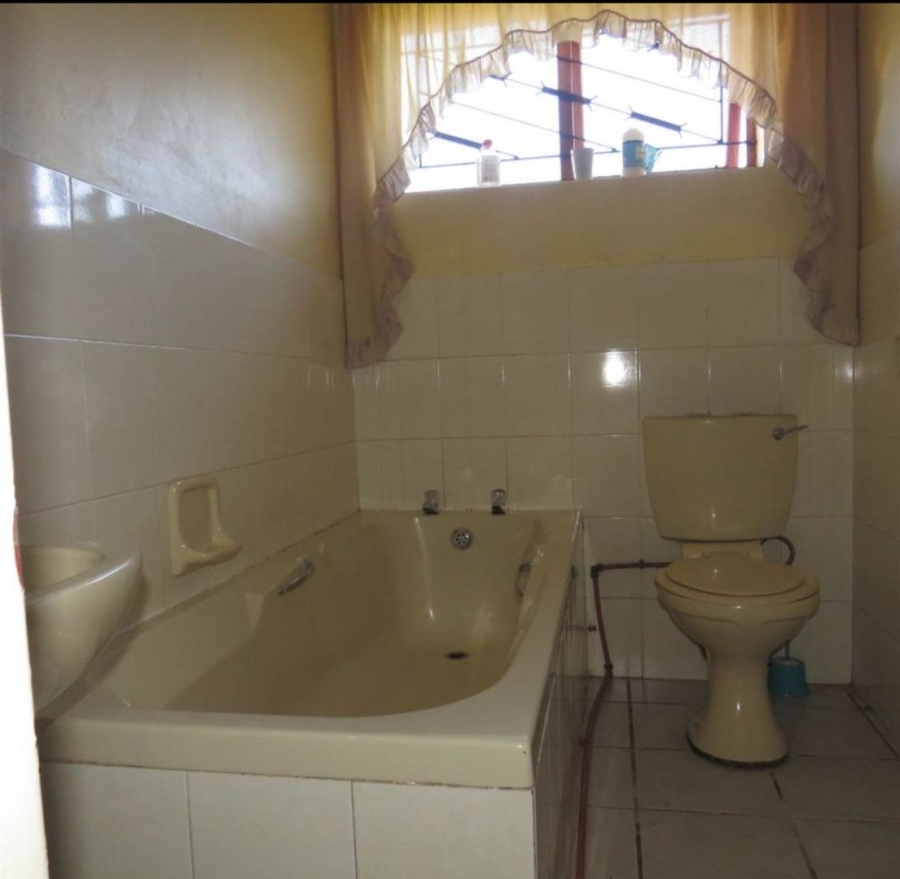 3 Bedroom Property for Sale in Queenstown Central Eastern Cape